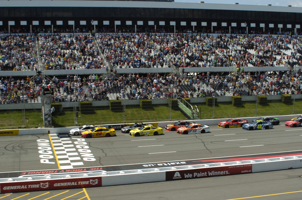 NASCAR-Racecar-Pocono-Raceway-11-PoconoMtns